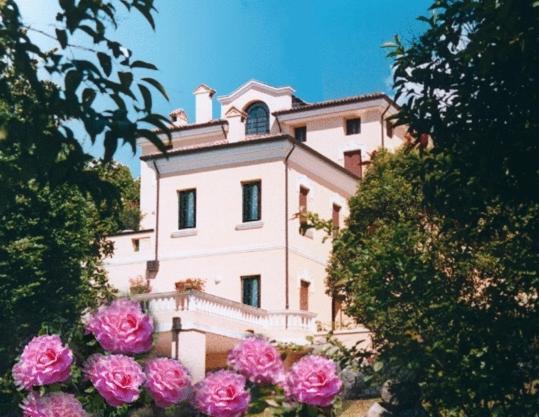 Villa Scalabrini Crespano del Grappa Exterior foto