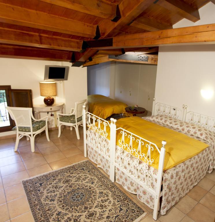 Villa Scalabrini Crespano del Grappa Zimmer foto